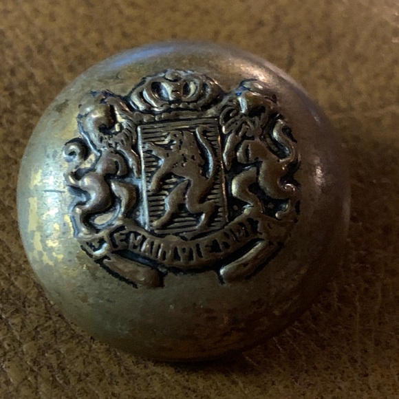 Vintage brass coat of arms buttons. Set of 2 - Picture 2 of 6